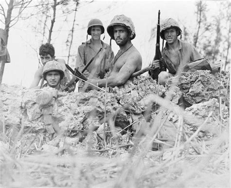 Marines In Saipan Battle Of Saipan Wwii Wwii History