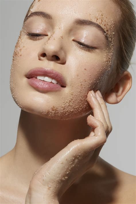 The Proper Way To Exfoliate Your Face How To Get Rid Of Blackheads According To A Celeb