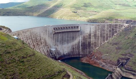 It is built near the town of norvalspontnot far from eastern cape and free state provinces. SA, Lesotho start phase two of mega water project