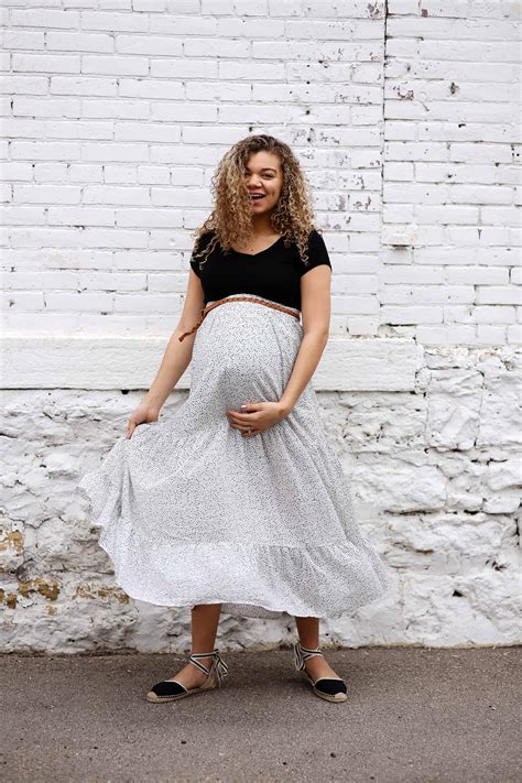 One Easy Look To Take You Into Spring And Summer Maternity Fashion