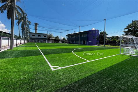 สนามฟุตบอลหญ้าเทียม