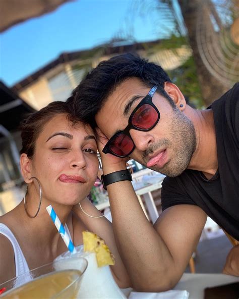 Pulkit Samrat And Kriti Kharbanda Set Major Couple Goals See Their Adorable Photos News18