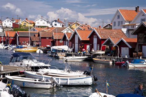 Ideale ligging voor een citytrip. Motorboot huren Zweden | vaarvakantie Zweden