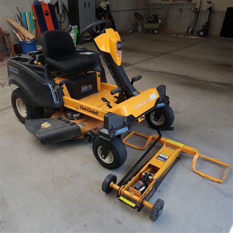 Cub Cadet Electric 42 Inch Riding Mower Ebth