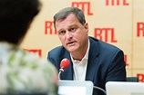 Louis Aliot sur RTL : "Le FN votera la baisse du nombre de parlementaires"