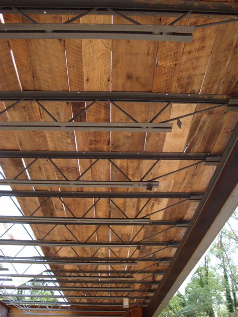 Ceiling joists require to be no thicker than is necessary to nail the laths to; Modern House Plans by Gregory La Vardera Architect: 3030 ...