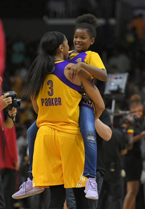 Wnbas Candace Parker Daughter A Package Deal In Florida