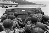 D-Day, 6 June 1944: Photos of Allied troops storming Normandy and ...