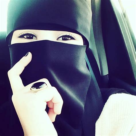 Enden Hazard adlı kullanıcının Jilbab ukhty panosundaki Pin Cute Niqab Fond d écran de