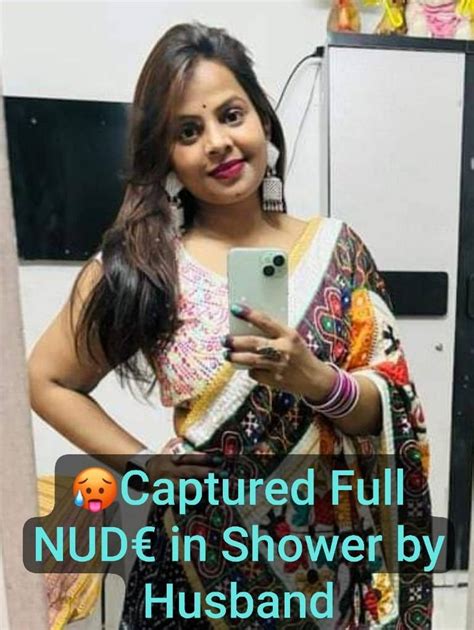 🥵s€xy beautiful desi bhabhi richa recorded full nud€ with face by husband video st0len from his