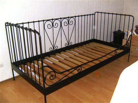 Ikea bett meldal kleinanzeigen jetzt finden oder inserieren. Ikea Bett 'Meldal' 90x200 in Bruchsal - Betten kaufen und ...
