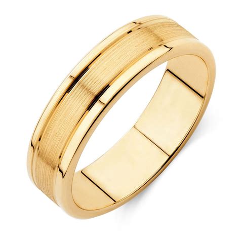 Men S Wedding Band In Kt Yellow Gold