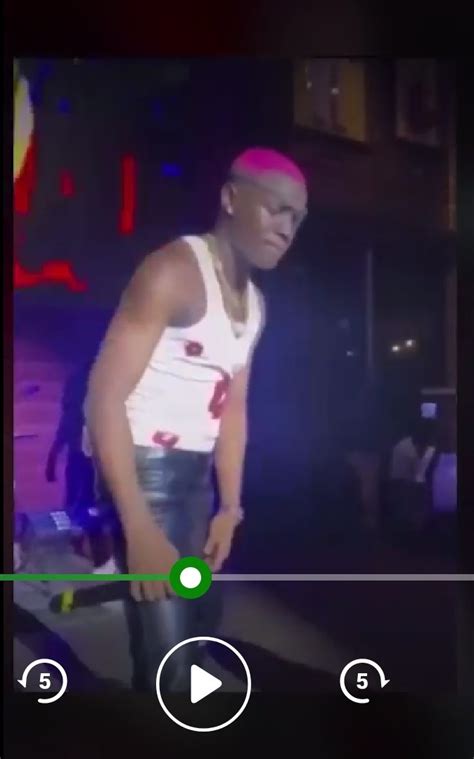 Fan Female Grab Singer Rugger Dick While He Was Performing At Stage Sexual Har Celebrities