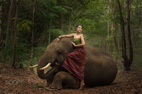Girl With Elephant By Visoot Uthairam On 500px Elephant Photography