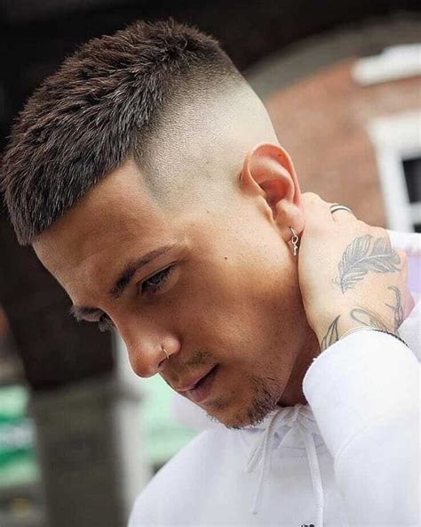 7 Of The Best Short Straight Haircuts For Men Menshaircutstyle