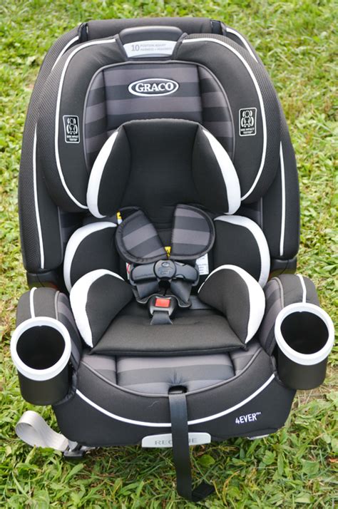 But besides less footprint inside the car, you can also fold this model flat and use its carrying case for travel. Graco 4Ever All-in-1 Car Seat + Giveaway - Mommy's ...