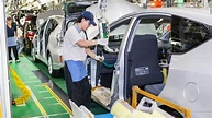 Visiting a Toyota factory in Aichi Prefecture | Factory tours, Japan ...
