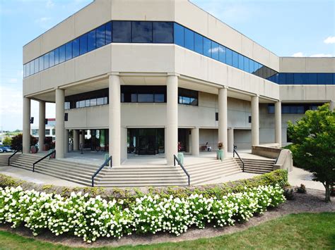 The program is designed for gateway students who intend to complete an associate degree at gateway and then transfer to nku for a bachelor's degree. NKU Haile/US Bank College of Business programs receive ...