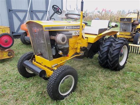 Allis Chalmers B 112 From 1960s Tractors Small Tractors Lawn Tractor