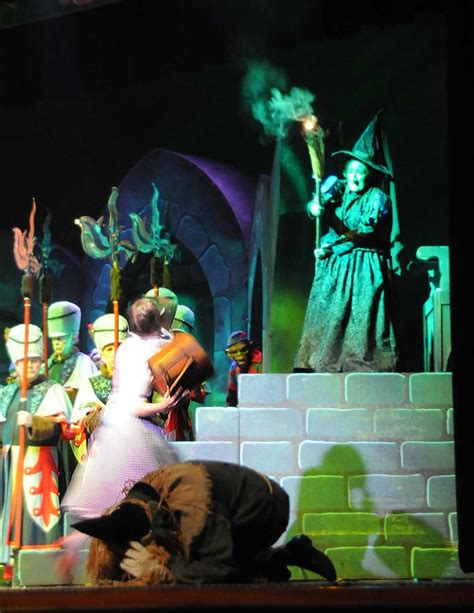 Ckifiyatlariguncel The Wizard Of Oz Castle Scene