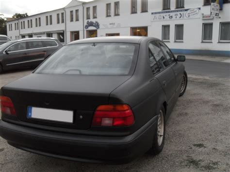 The bmw e39 is the fourth generation of the bmw 5 series range of executive cars, which was manufactured from 1995 to 2004. BMW e39 - folierung schwarz matt