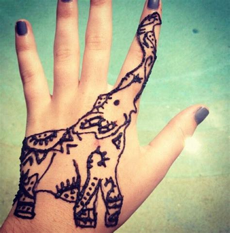 Henna tatoo tattoo platzierung henna ink henna body art henna mehndi back tattoo mandala tattoo tattoo eagle real tattoo. Cutest elephant henna tattoo