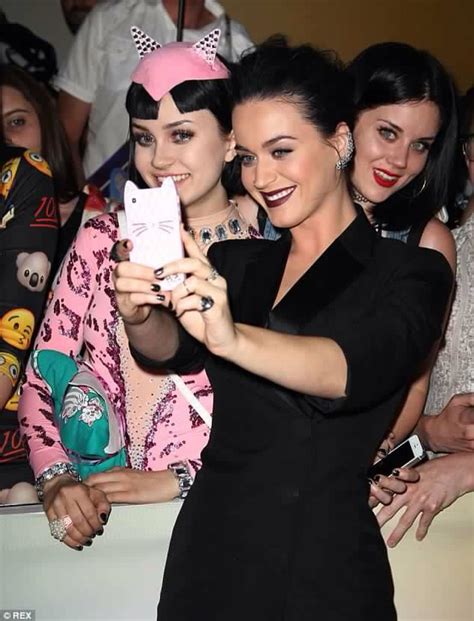 Katy Perry Selfie Katycats 2015 Katy Perry Katy Katy Kat Matte