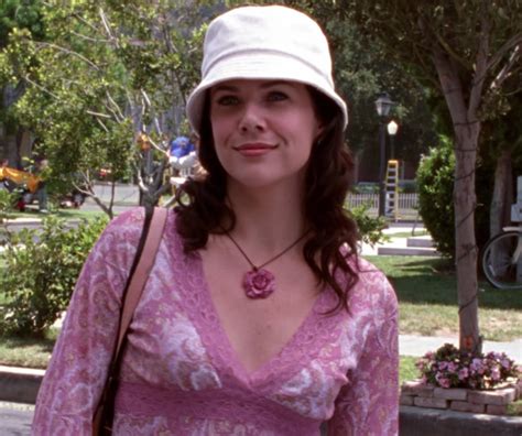 Of Lorelai Gilmores Most Early Aughts Looks Vogue In