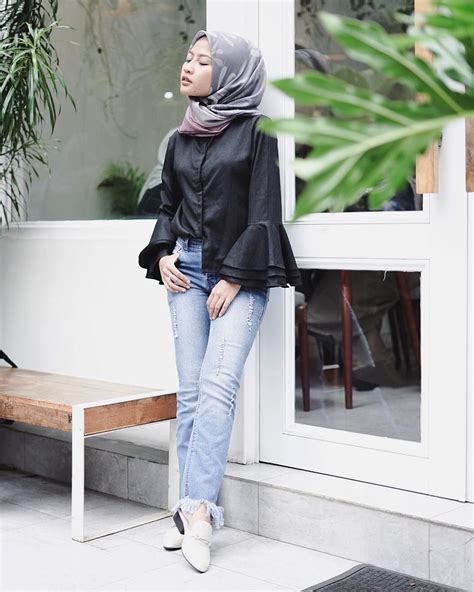 Ootd rok plisket ala selebgram. Ootd Hijab Jaket Jeans Putih | Jilbab Gallery