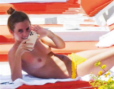 Emma Watson Took Off Her Top And Shamelessly Showed Her Small Naked
