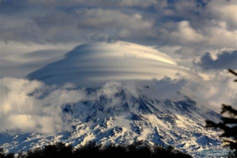 Lenticular Clouds Form Over Erupting Volcano In Kamchatka Strange Sounds