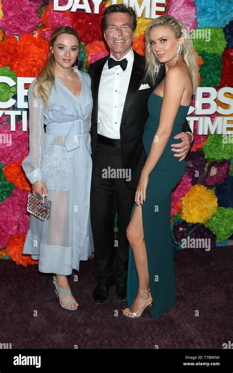 Hunter King Peter Bergman Melissa Ordway At Arrivals For 2019 Cbs