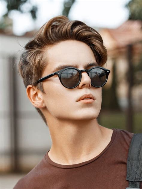 40 favorite haircuts for men with glasses find your perfect style tienerjongen kapsels