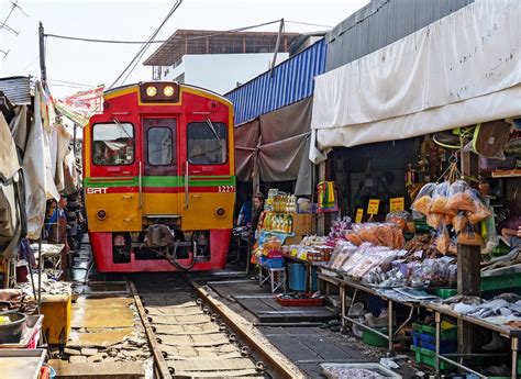 When to book bangkok flights for the best deal. Train Market & Floating Market | Trip Ways