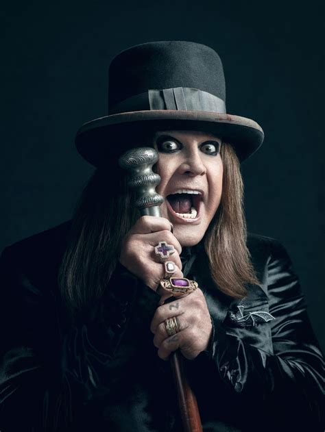Recenze Ozzy Osbourne Zůstává Symbolem Svého Stylu Novinky