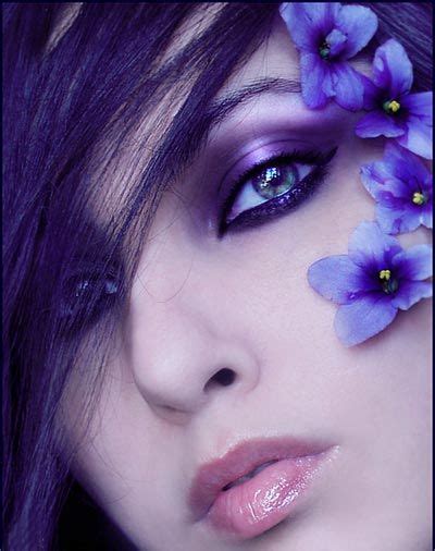 24 Amazing Eye Makeup Ideas Purple Eye Makeup Purple Eyes Hair