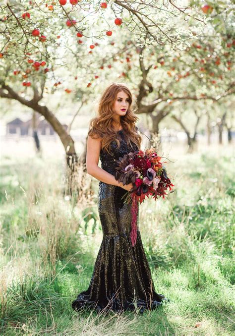 Maybe you would like to learn more about one of these? 61 Spooky Halloween Wedding Ideas | Holiday Smart