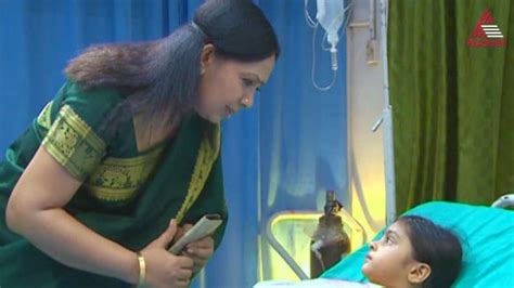 Karuthamuthu Watch Episode 6 Mallika Visits Bala On Disney Hotstar