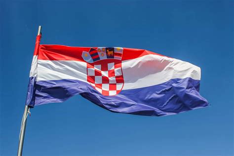 Hrvatska Zastava Arzhr