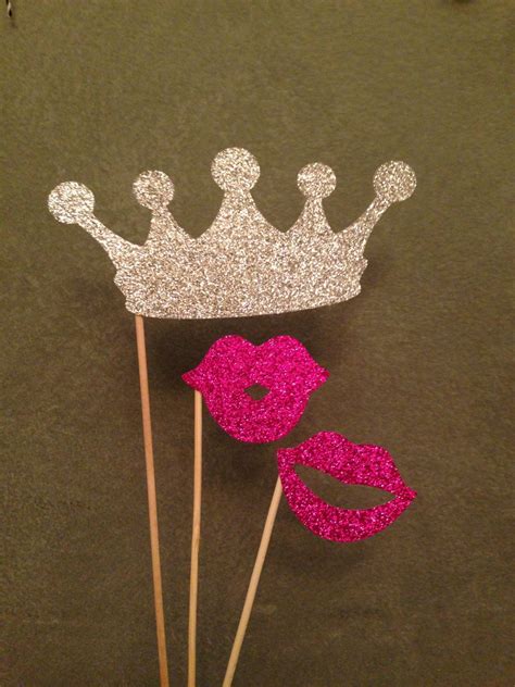 Glitter Photo Booth Props 3 Piece Crown And Lips Por Prettycollected