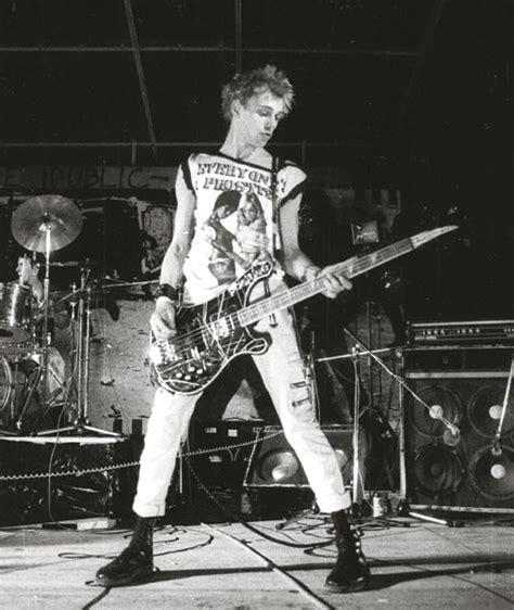 Gorgeous tina blade masturbatiing until she squirts. using a jazz bass for punk rock | Page 5 | TalkBass.com