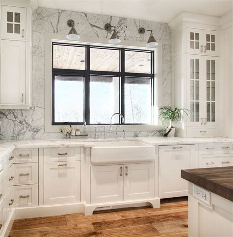 White Dove By Benjamin Moore With White Marble Kitchen White Dove By
