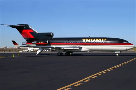 Donald Trumps New Jet Arrives In New York Is It A Campaign Plane