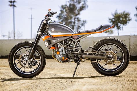 She may not be big on power, but what's not tracker belt guard, pulley guard and front fork brace. Racing Cafè: KTM 690 Tracker by Roland Sands