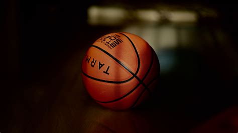Muralsyourway.com has been visited by 10k+ users in the past month Download wallpaper 2048x1152 basketball, basketball ball ...