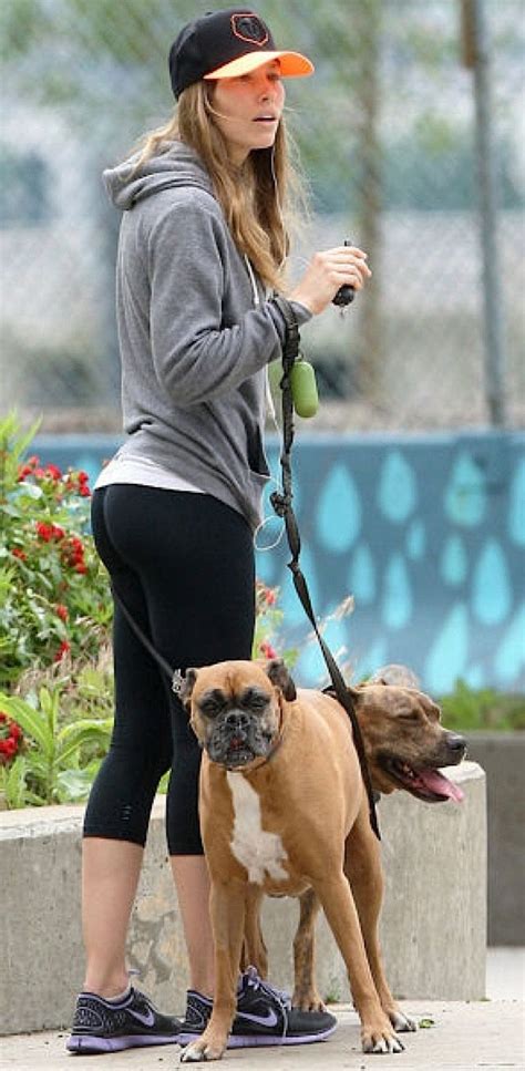 Jessica Biel Shows Off Her Pert Derriere In Tight Workout Pants Celebs