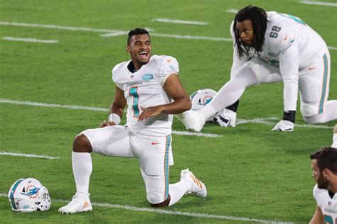 Dolphins Qb Tua Tagovailoa Reveals How He Spent His First 1 Million