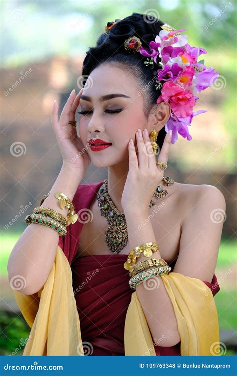 Beautiful Thai Girl In Traditional Dress Costume In Choeng Tha A Stock