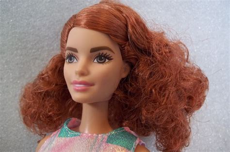 Barbie Fashionista Doll 29 Terrific Teal Skirt Tall Curly Red Hair No