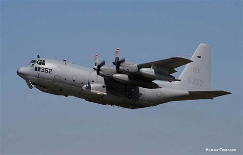 C 130 Us Air Force Transport Aircraft Fighter Jet